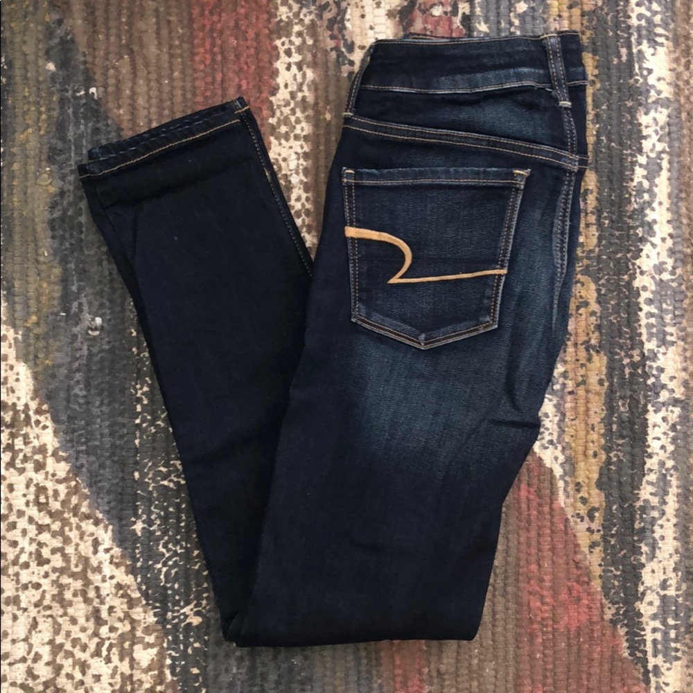 American Eagle Dark Washed Skinny Jeans